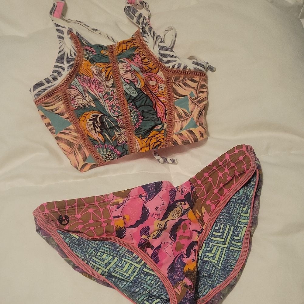 Maaji Bikini Set - L & XL